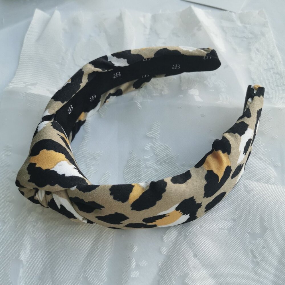 Alicia Bonnie On The Prowl Leopard Knotted Headband NEW